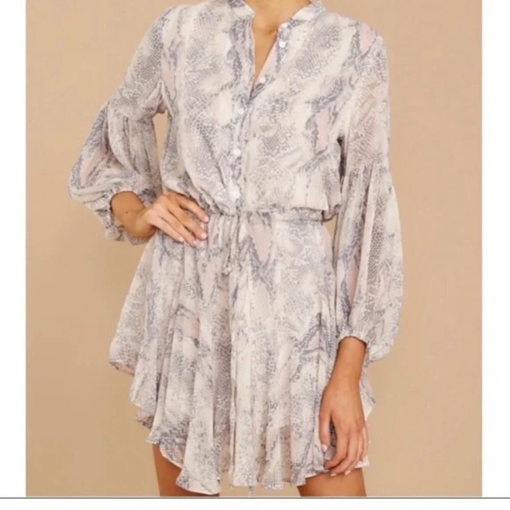 Olivaceous Vici dress bubble sleeves Size Small - Picture 3 of 14